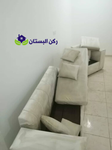 شركة لتنظيف الكنب